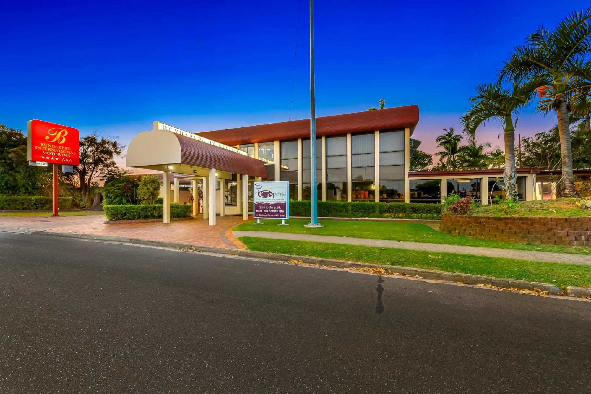 Bundaberg International Motor Inn Экстерьер фото