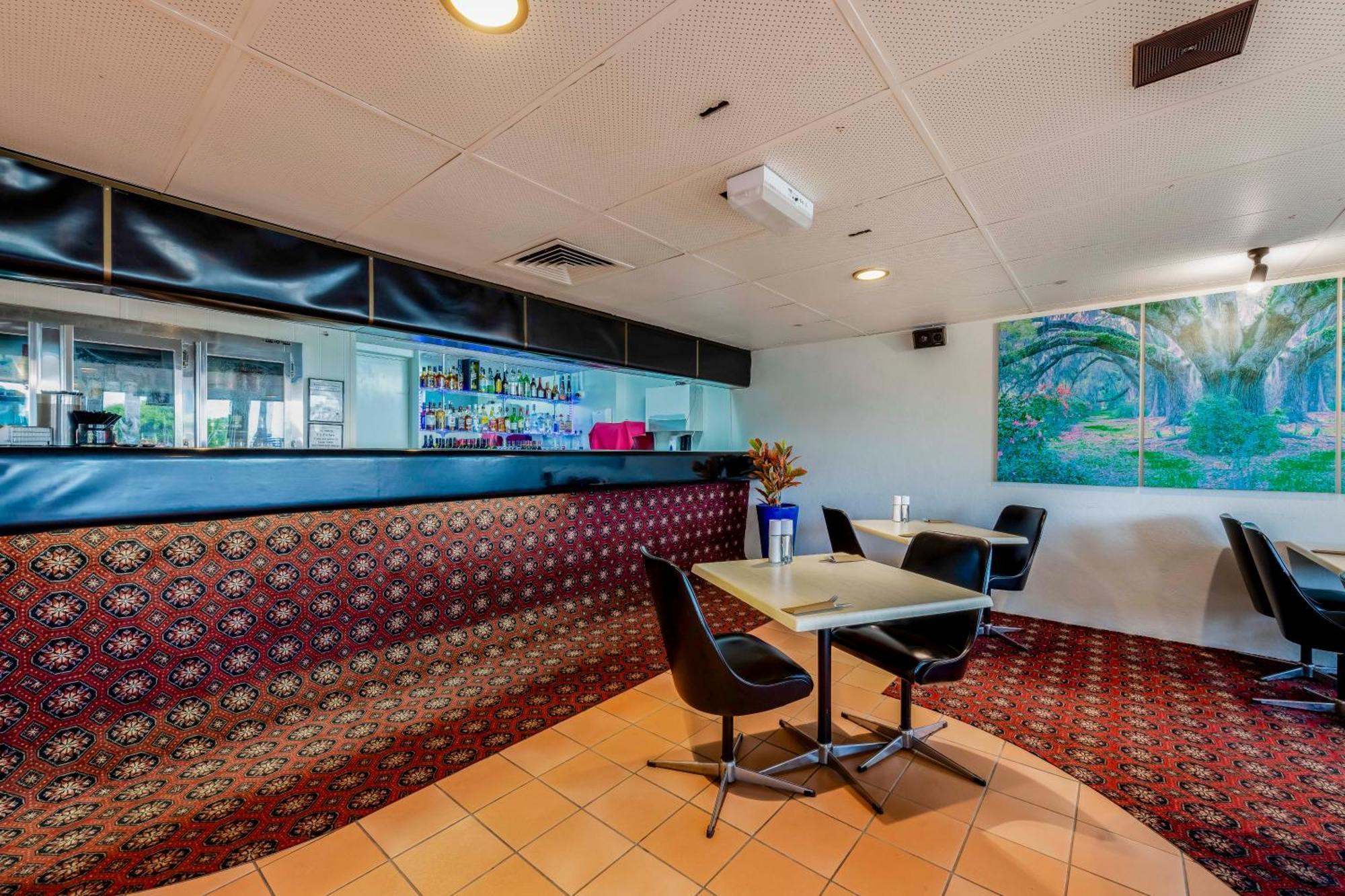 Bundaberg International Motor Inn Экстерьер фото